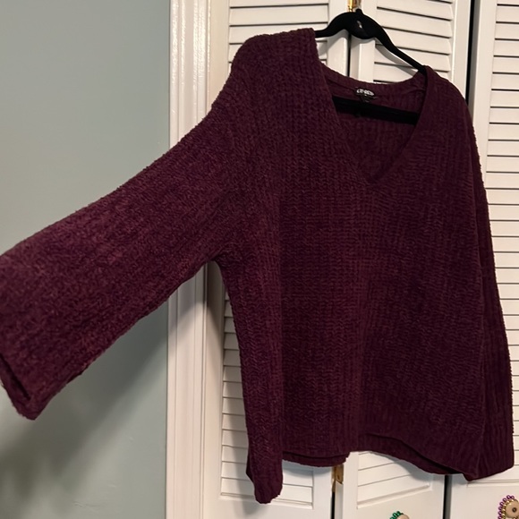 Express sweater - Picture 2 of 6